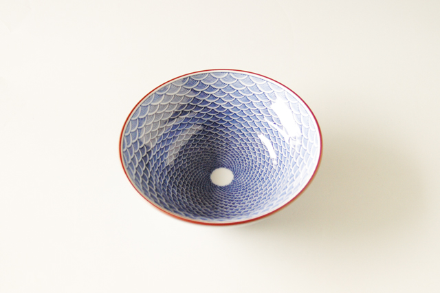 公式通販 - 人気アイテム多数 有田焼】青海波 旨味 小鉢 径13．3cm×高さ5cm 取り鉢に 食器