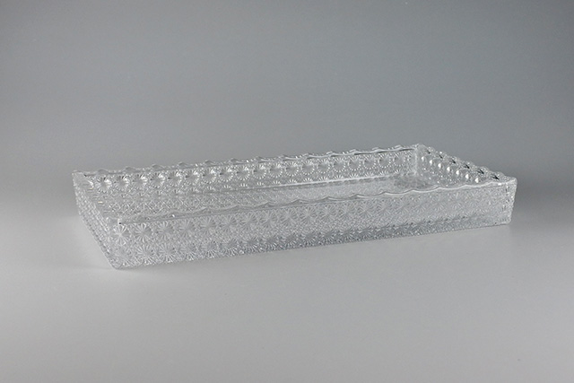 涼しさ際立つ】籠目ガラス長角皿 22．5cm×11cm×高さ2