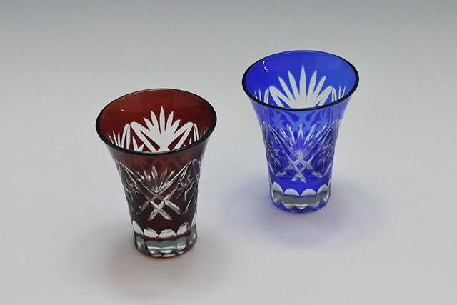 輸入】冷酒に 切子ガラス杯 口径6．3cm×高さ7．9cm 容量