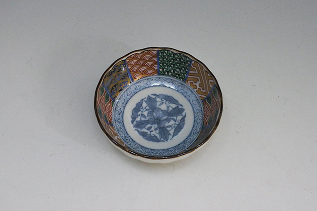 美濃焼】染錦祥瑞 深小鉢 直径10．6cm×高さ4．1cm