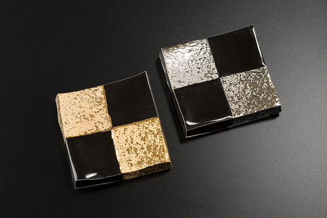 金銀市松箸置き大