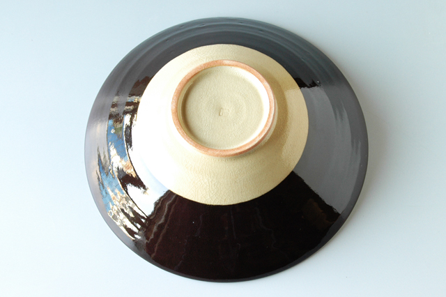 黒抜き十草平鉢