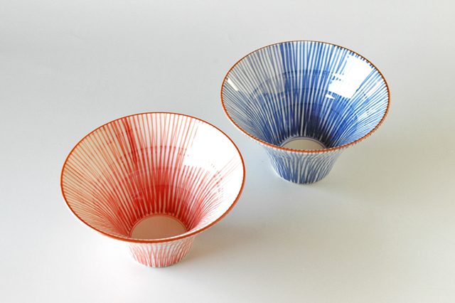 有田焼】京十草反り小鉢 直径12cm×高さ7cm